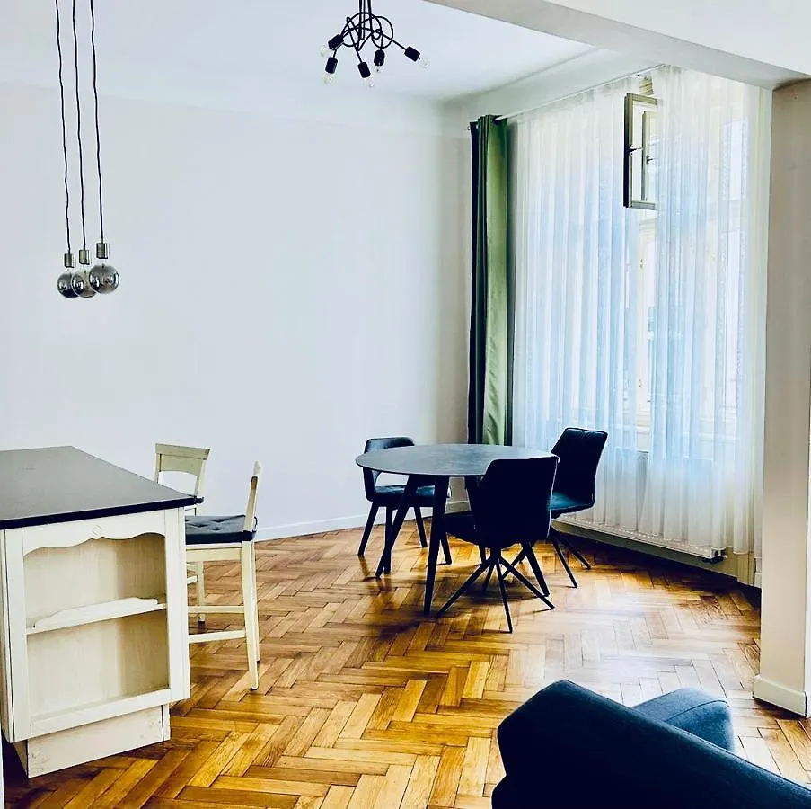 Central Square Prague Apartment 0*,  Czechy